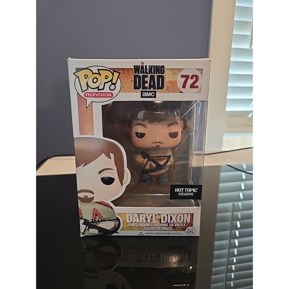 Daryl Dixon Poncho Funko Pop #72 (Box Wear) Walking Dead Hot Topic Exclusive